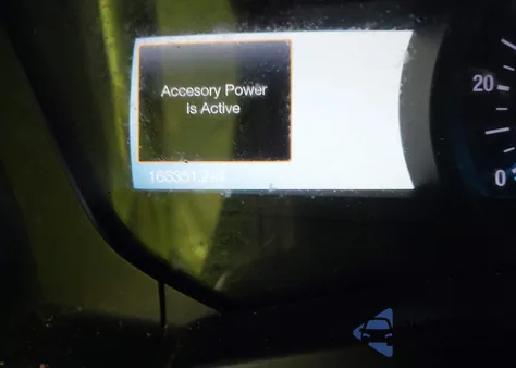 2015 Ford Expedition Platinum z USA, uszkodzony, nr VIN 1FMJU1LT4FEF19869